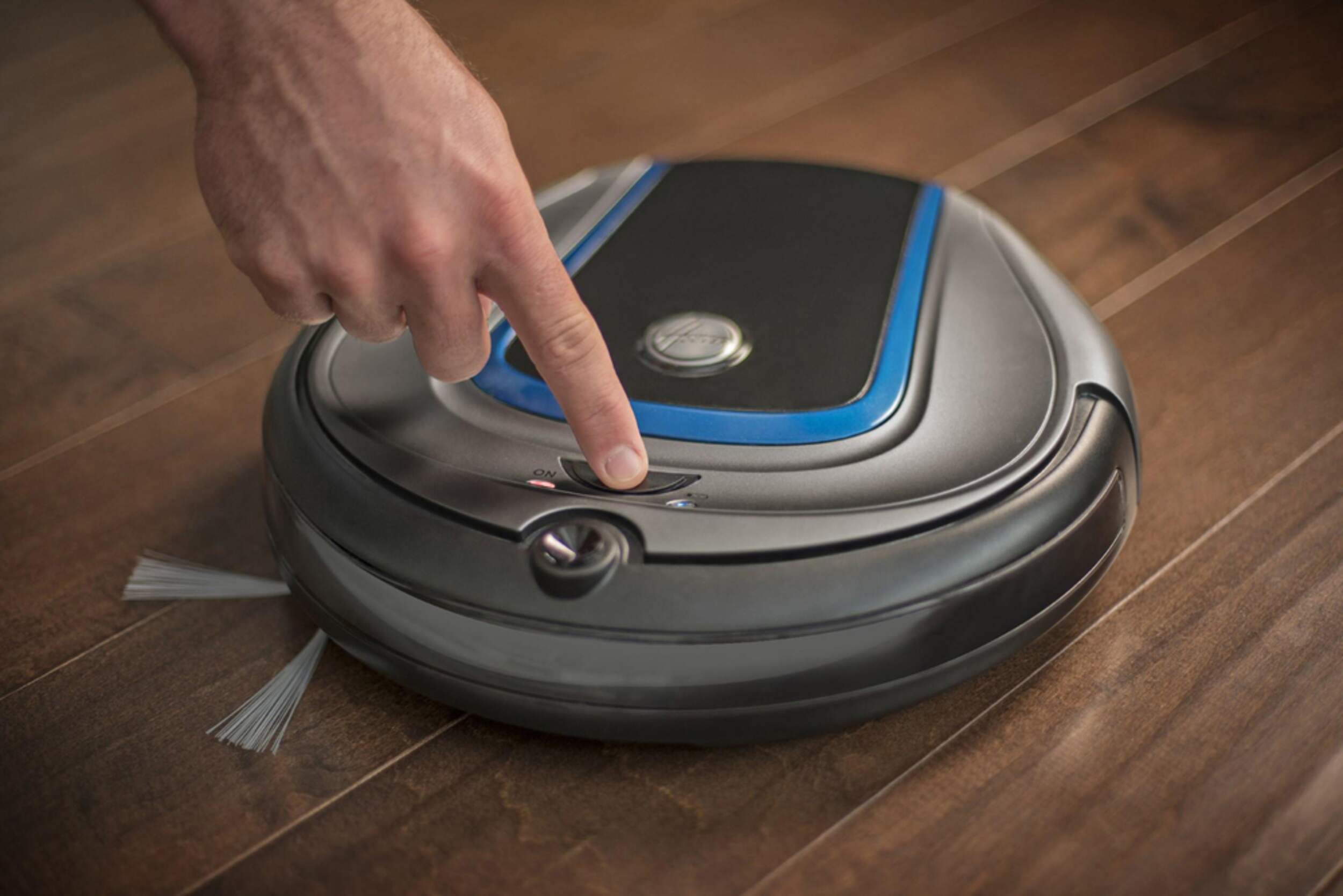 Hoover® Quest™800 Robot Vacuum Canadian Tire