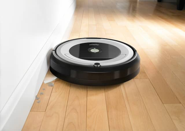 iRobot Roomba® 690 Wi-Fi® Connected Vacuuming Robot | Canadian Tire