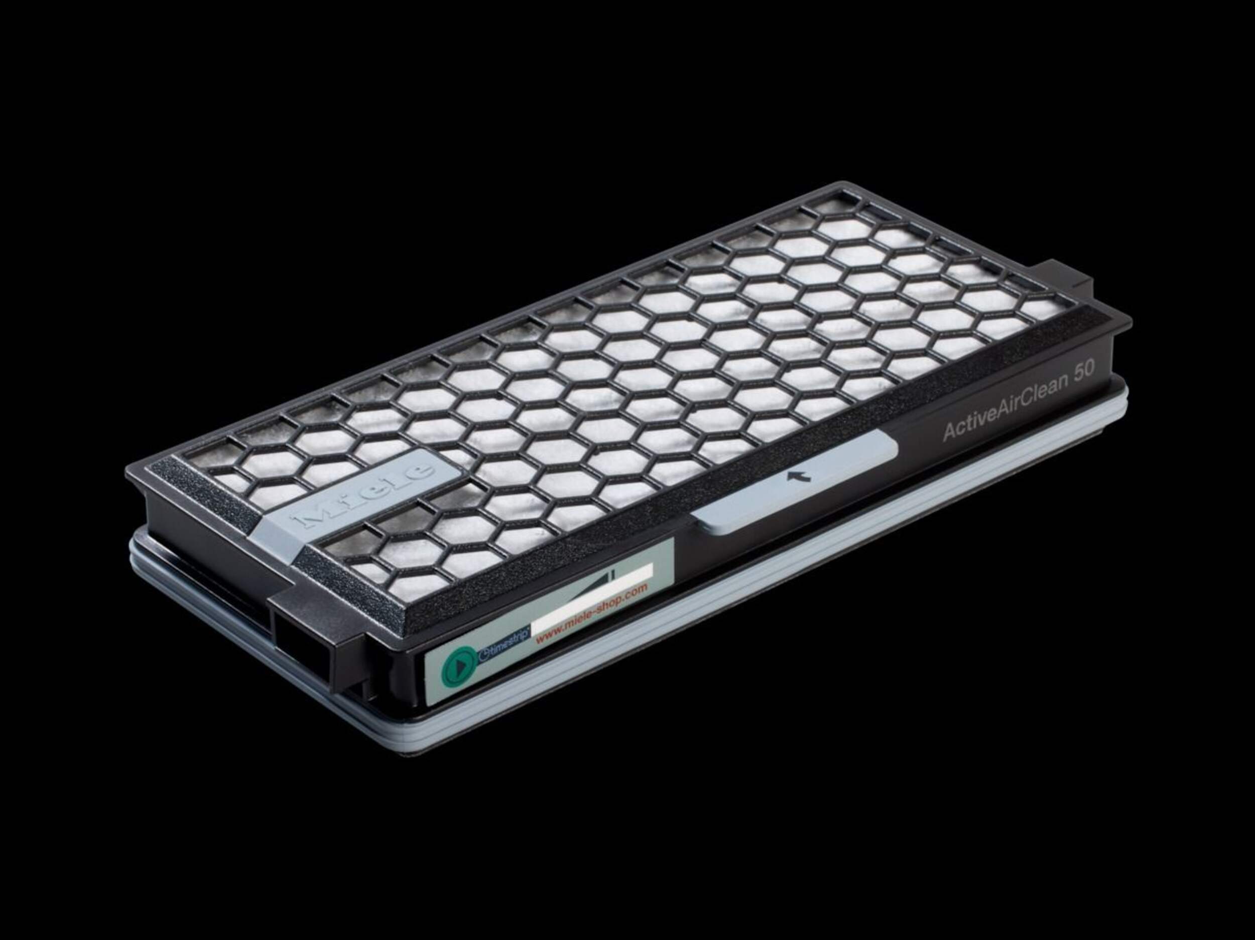 Miele SF-AA 50 Active AirClean filter with TimeStrip® Front_Three_Fourths_Angled_Right