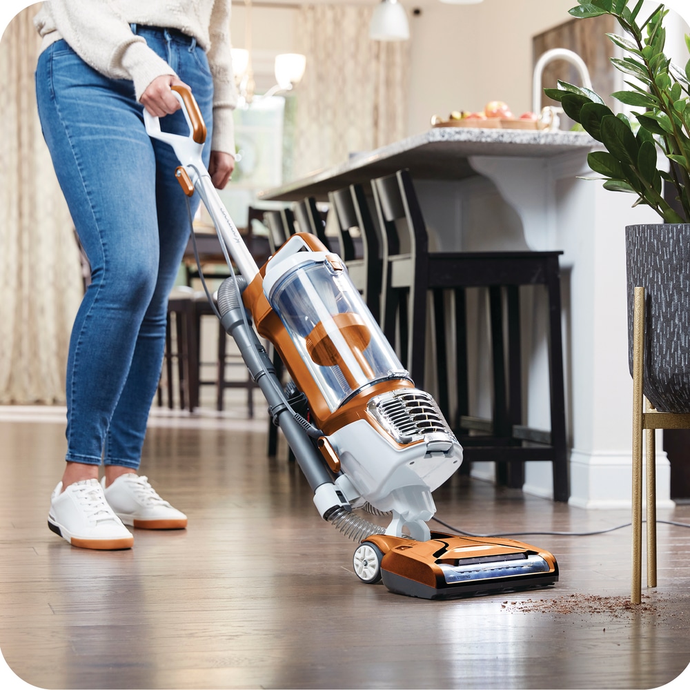 Kenmore Pet Friendly Lightweight MultiSurface Bagless Upright Vacuum