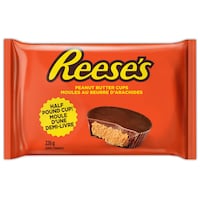 Reese Half Pound Cup! - Confiserie chocolaté et au beurre d'arachides, demi livre, 226 g Front_Flat