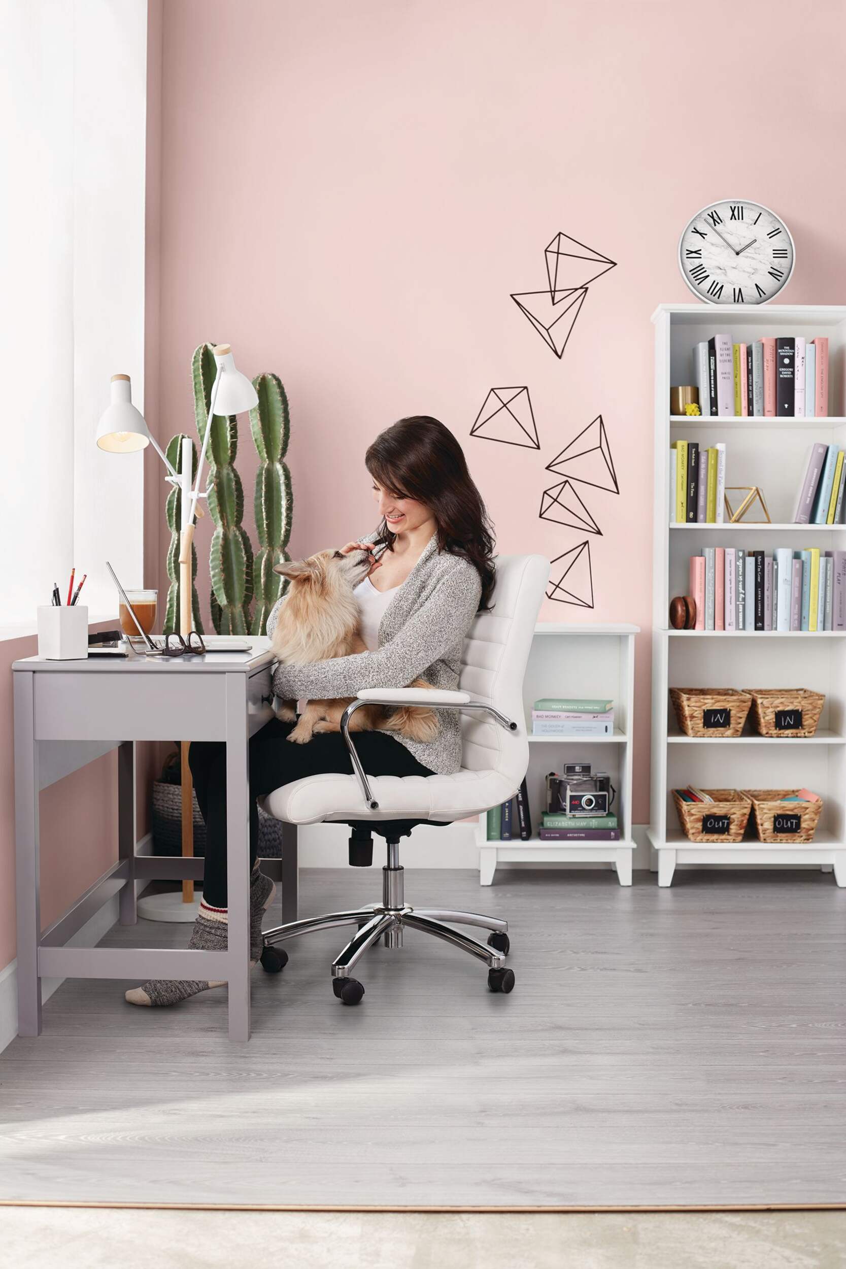 CANVAS Clara Desk, Grey Composite_or_Mixed