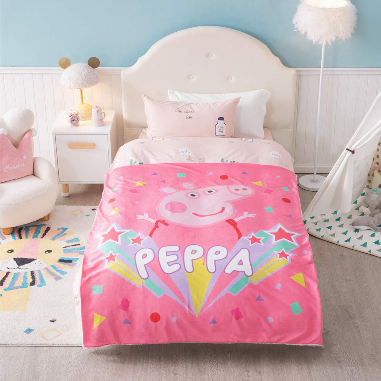 Peppa pig blanket and pillow top