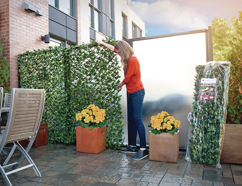 Naturae Décor Artificial Indoor/Outdoor Expandable Leaf Trellis, 40 x