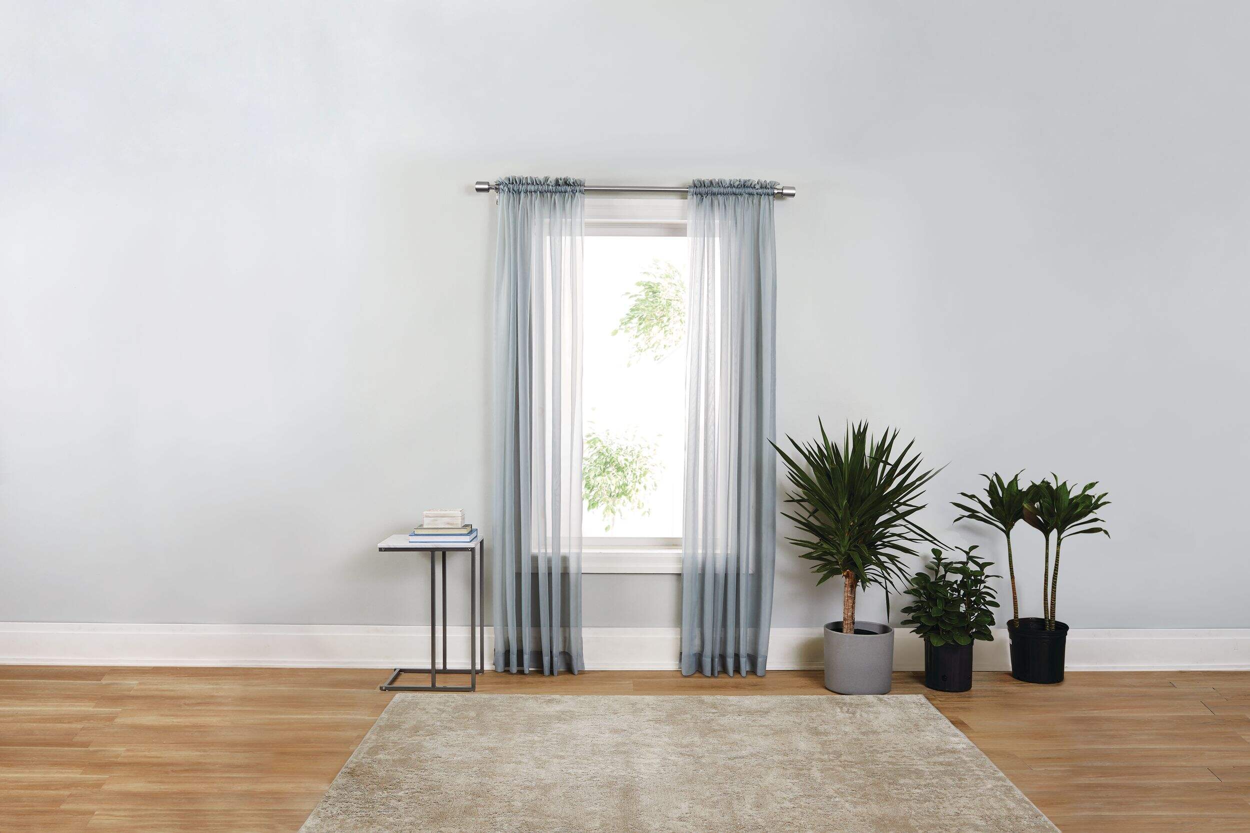 Rideau transparent avec passe-tringle For Living Viole, gris, 54 x 84 po, paq. 2 Front_Flat