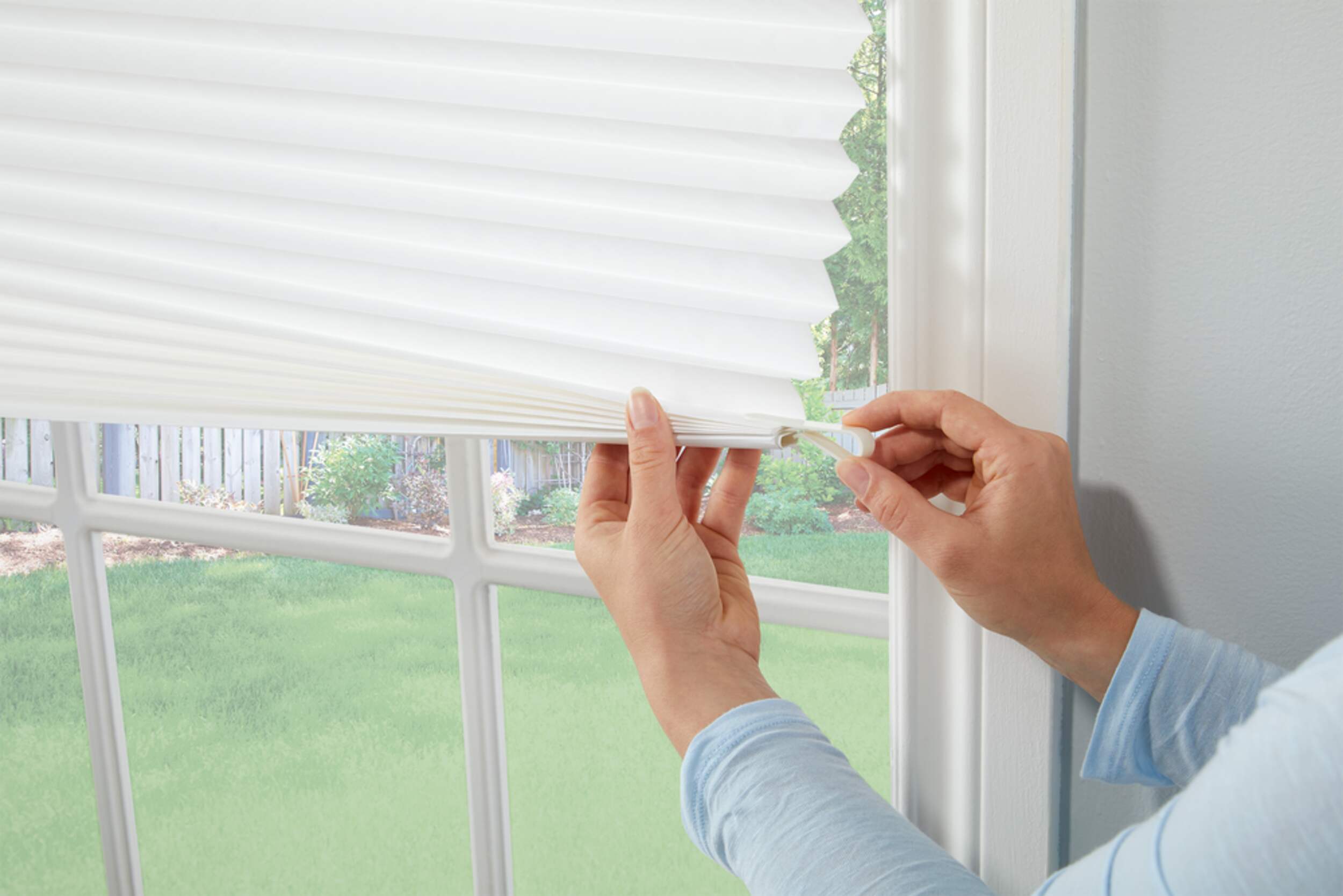 For Living White Light Filtering Paper Cordless Window Blinds, White