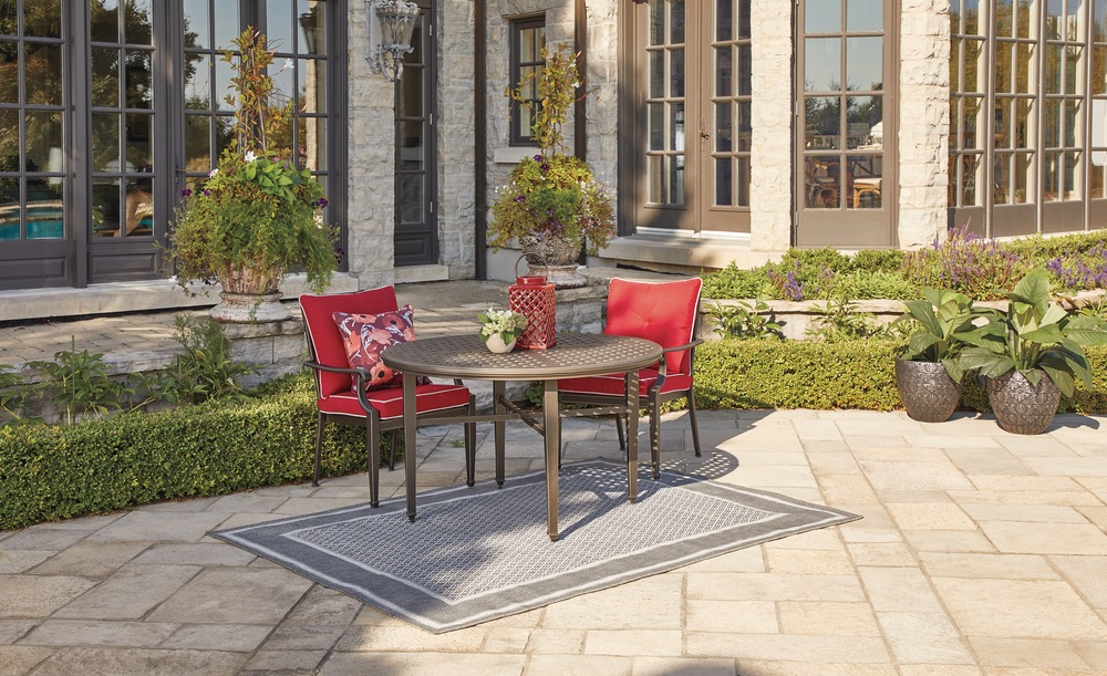 CANVAS Coventry Hills Round Aluminum Outdoor/Patio Dining Table, Brown