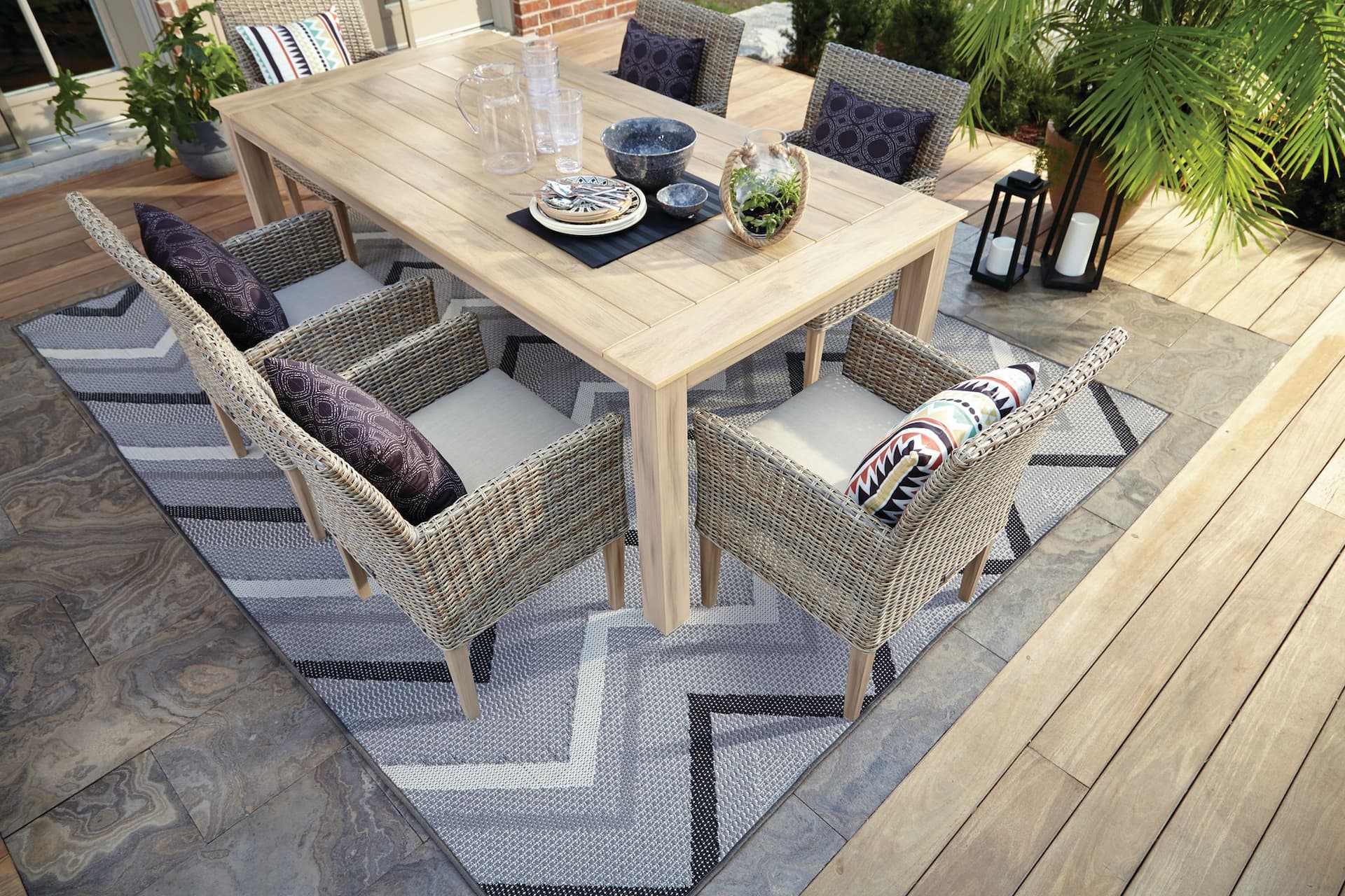 Canadian tire deals outdoor dining table