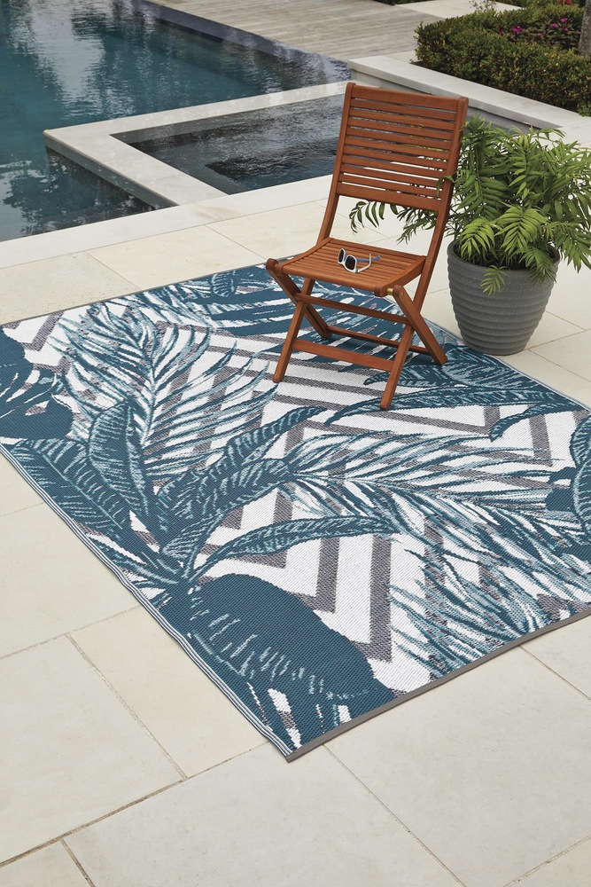 CANVAS Sauble Plastic Weave Outdoor Rug, 6ft x 8ft Canadian Tire