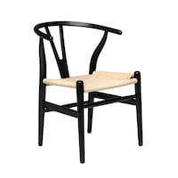 Chaise de salle à manger en bois Take Me Home Wishbone, noir Front_Angled_Right