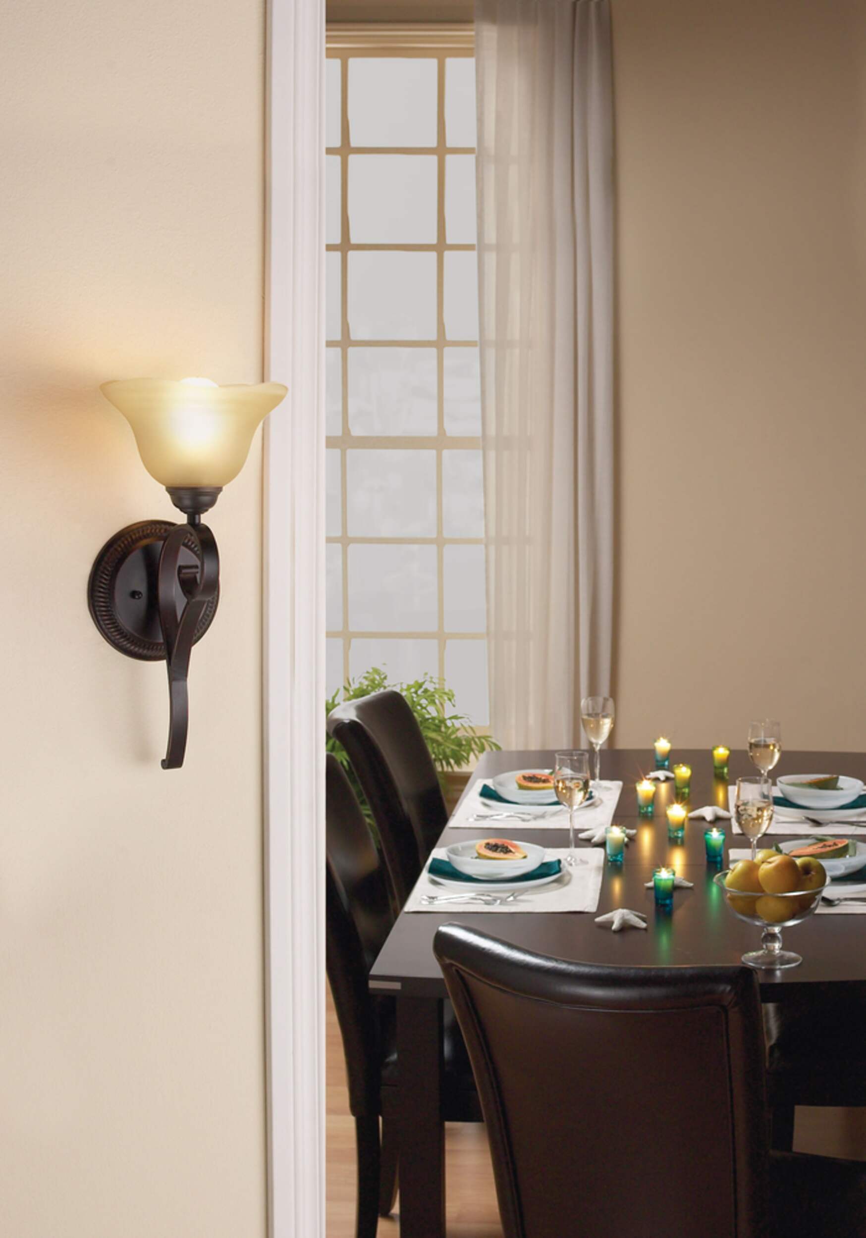 Isadora 1-Light Sconce Front_Angled_Right