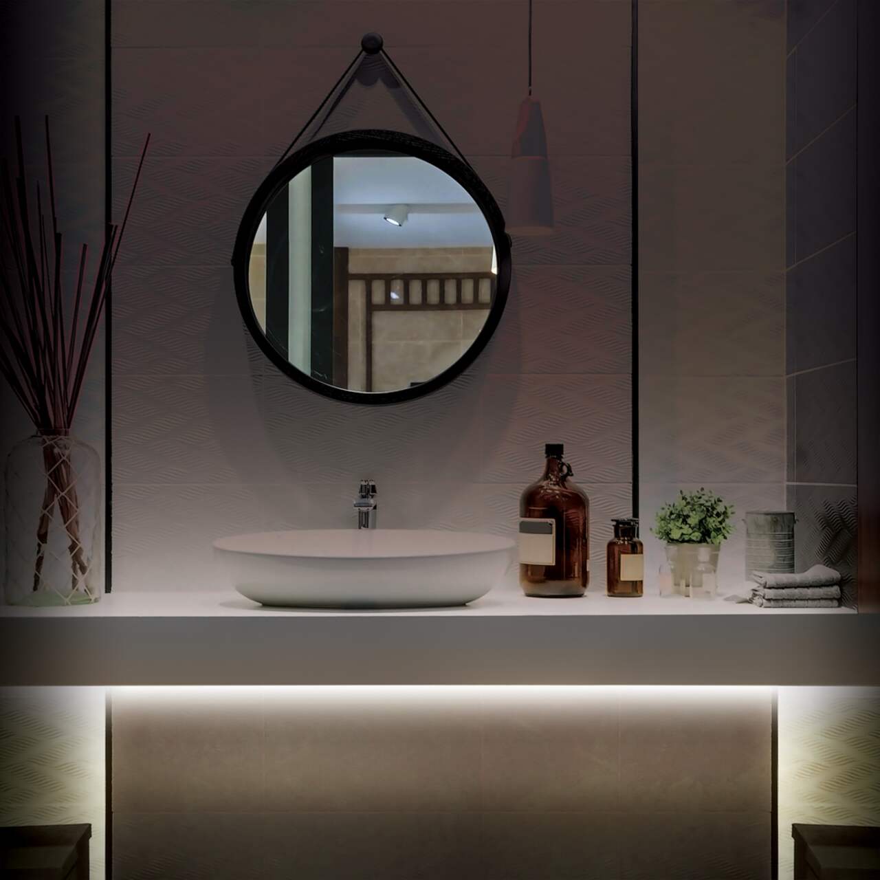 West and arrow motion light discount strip