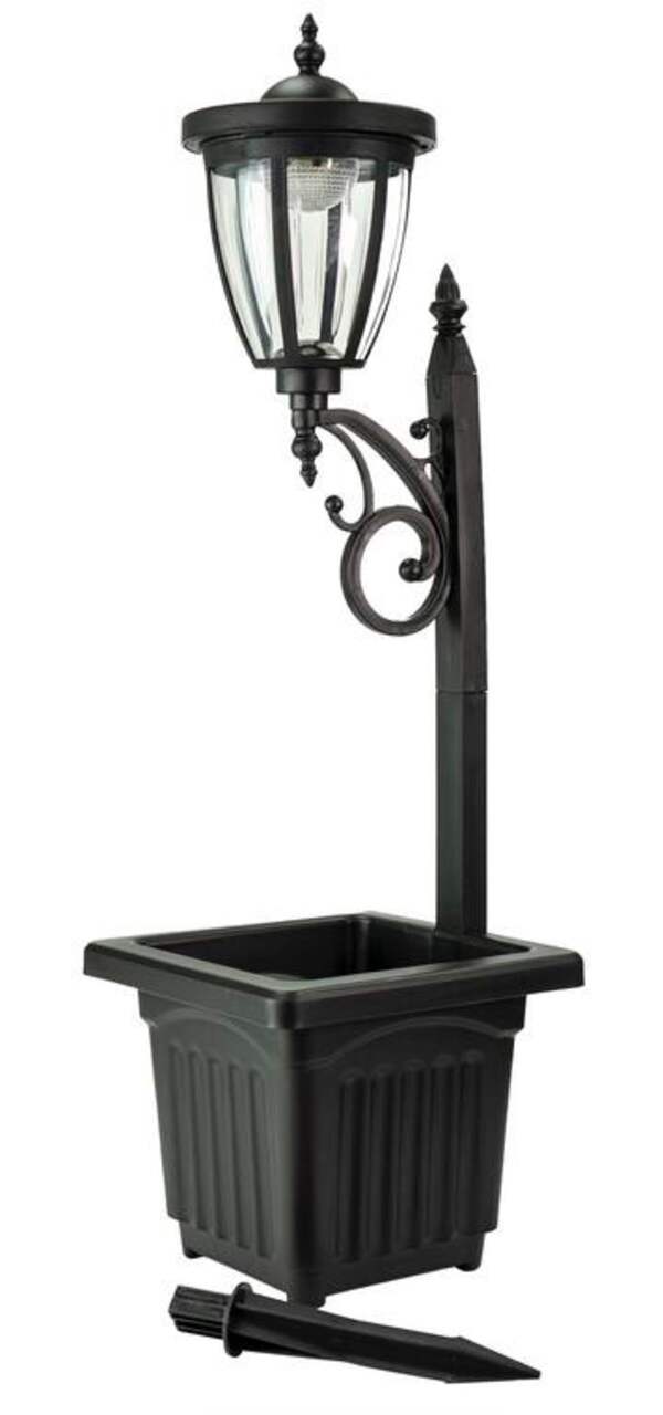 Solar lamp post on sale canadian tire