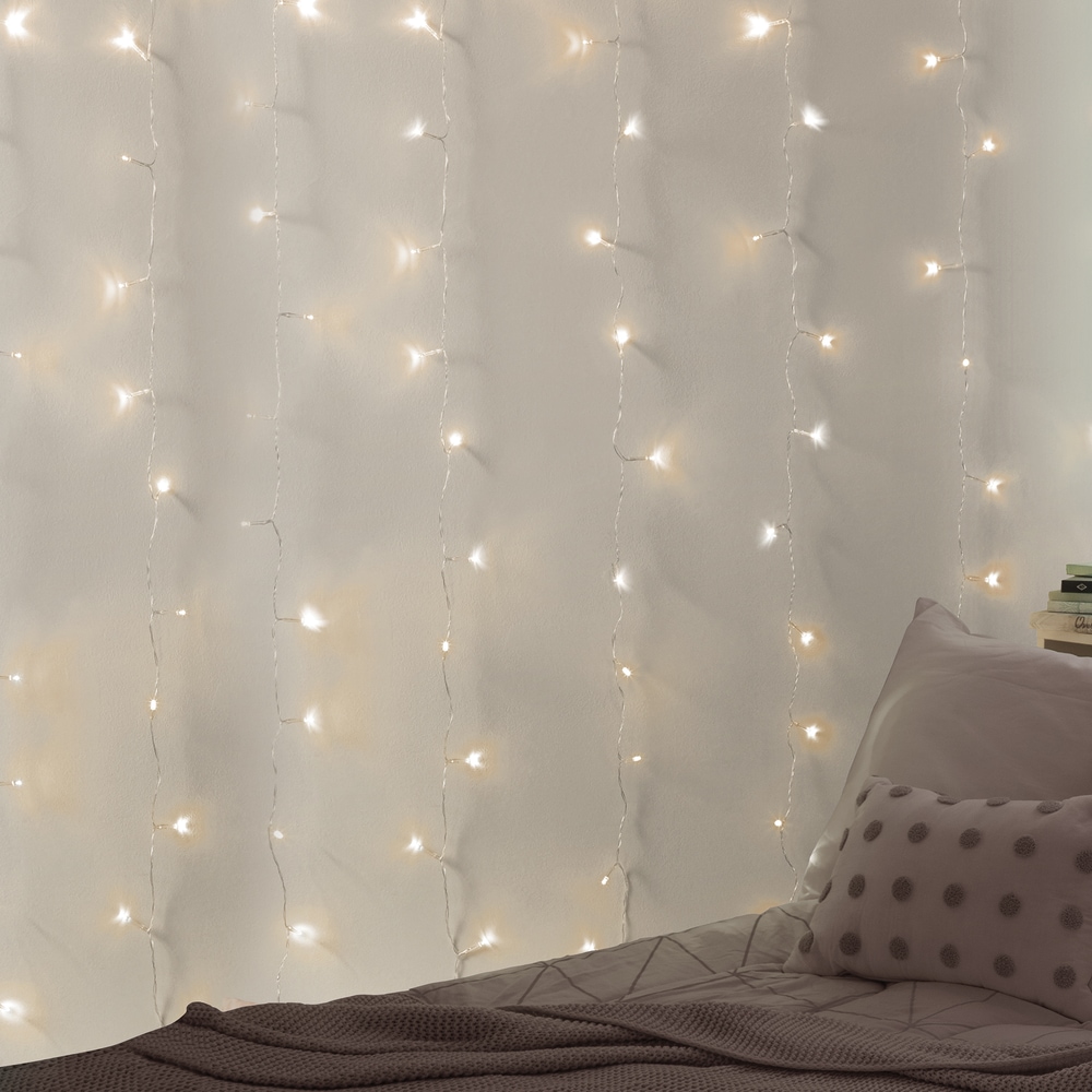 West & Arrow Merkury LED Curtain String Light, 4 x 5ft Canadian Tire