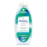 Downy RINSE & REFRESH Laundry Odor Remover and Fabric Softener, Cool Cotton, 1.43 L Front_Flat