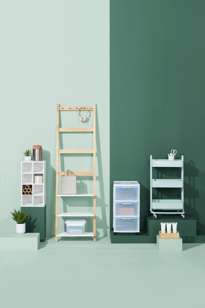 type A Wood Engrained Leaning Entryway Organizer with 5 Hooks & 3 Shoe