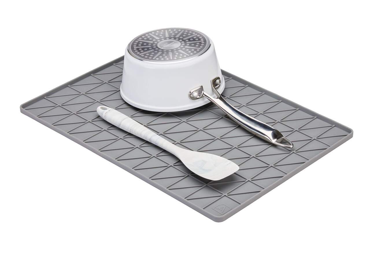 Tapis de séchage à vaisselle/plateau d'égouttoir en silicone Type A Flex,  gris, 14 x 14 po