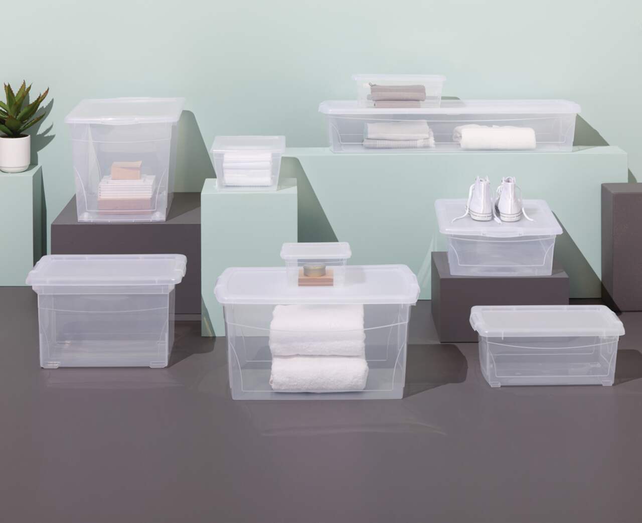 type A Clarity Transparent Storage Box with Lid, 25-L