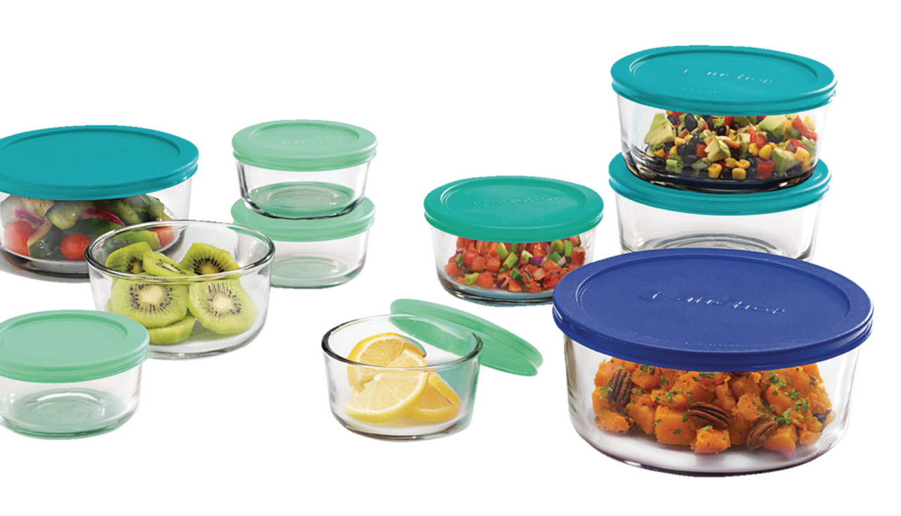 https://media-www.canadiantire.ca/product/living/kitchen/bakeware-baking-prep/1423944/anchor-24-piece-bakeware-set-120bf960-bb35-4988-9087-2072dfca4fca.png?imdensity=1&imwidth=1244&impolicy=mZoom