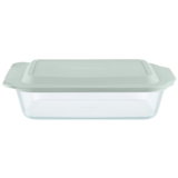 Plat de cuisson profond à tout faire en Pyrex allant au congélateur et au lave-vaisselle, 7 po par 11 po Front_Elevated