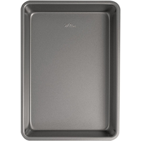 Wilton Grey Non-Stick Oblong Baking Pan, 13x9x2-in Overhead_Flat