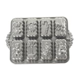Nordic Ware Christmas Holiday 8-Cavity Mini Loaf Cast Baking Pan Bottom_Plunge