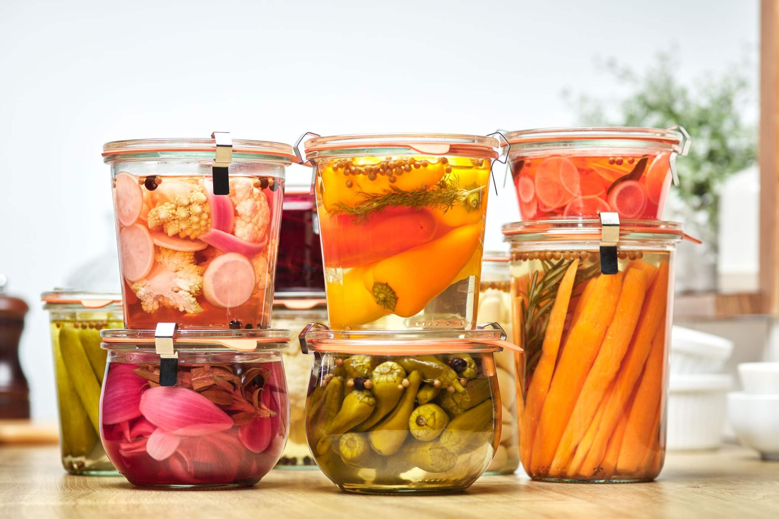 Weck Canning Jars, 850-mL, 6-pk Front_Flat