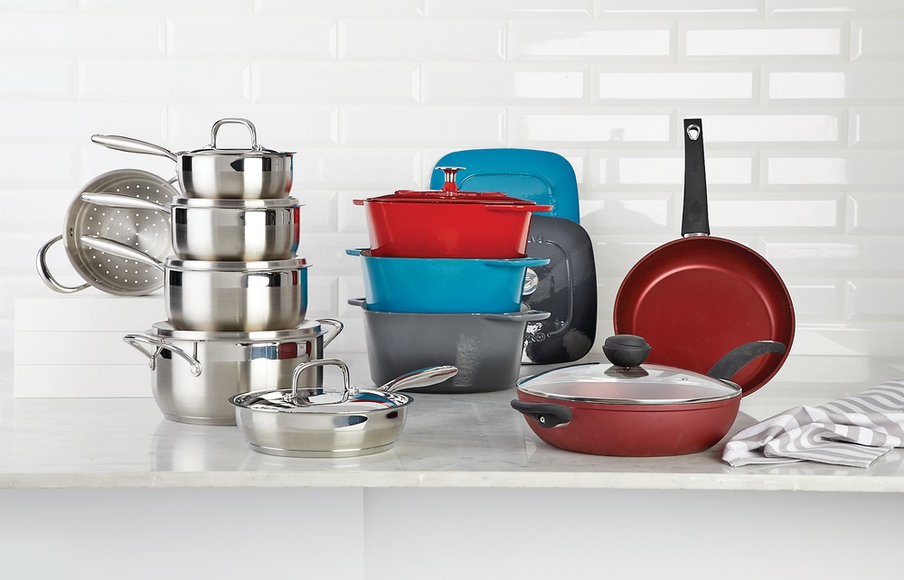 PADERNO Dutch Oven, Durable Cast Iron, Oven Safe, Red, 6.5qt Canadian