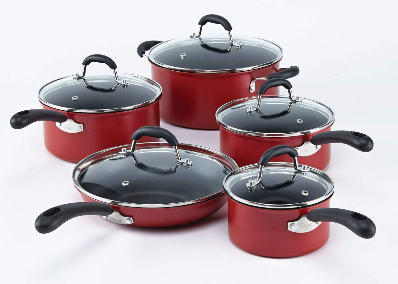 https://media-www.canadiantire.ca/product/living/kitchen/cookware/1423485/masterchef-10-piece-nonstick-cookset-red-8f410277-d7ad-43ea-aa0c-6823e86e4475-jpgrendition.jpg?imdensity=1&imwidth=1244&impolicy=mZoom