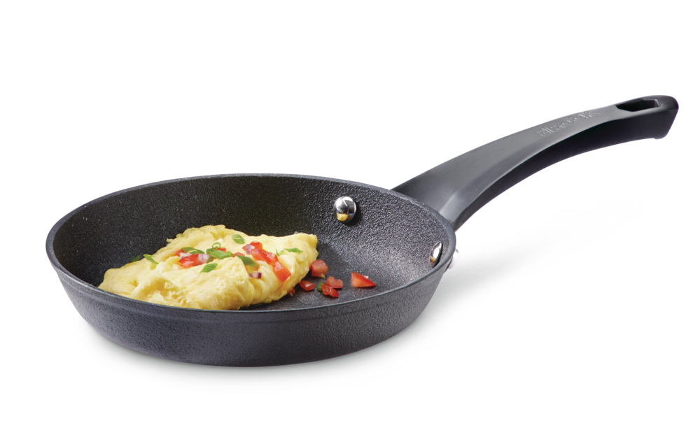 heritage-the-rock-cast-iron-frying-pan-non-rust-oven-safe-black