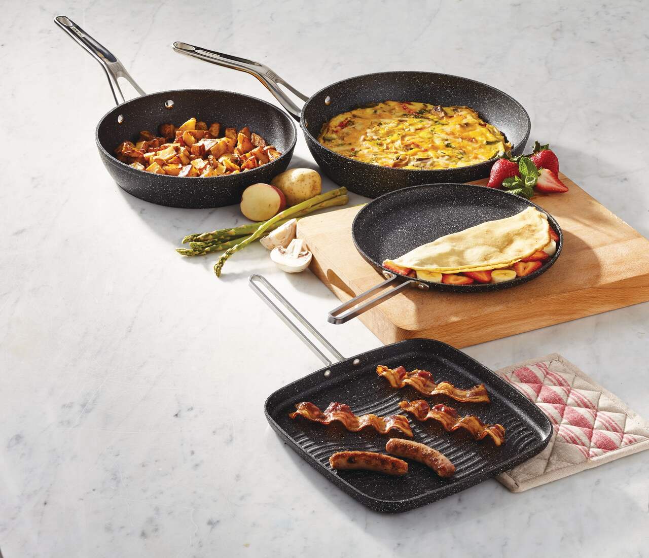 https://media-www.canadiantire.ca/product/living/kitchen/cookware/1427072/heritage-rock-26cm-non-stick-frypan-e61d0712-5077-43dc-a346-58d14b3df0e4-jpgrendition.jpg?imdensity=1&imwidth=1244&impolicy=mZoom