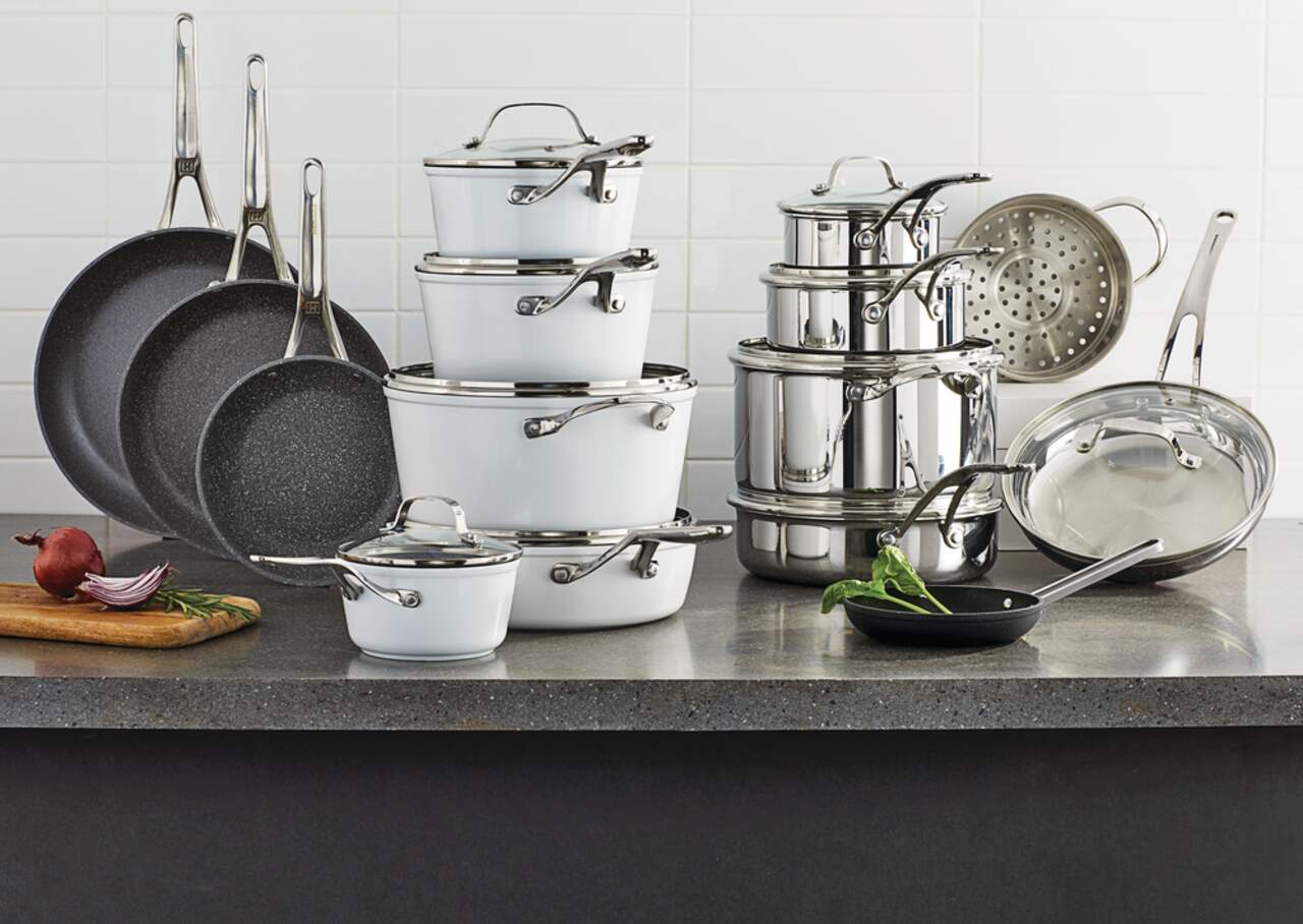 https://media-www.canadiantire.ca/product/living/kitchen/cookware/1429101/heritage-the-rock-ceramic-zero-20-cm-frypan-4c09fd3c-81c6-4767-96c2-3731722b9cd7.png?imdensity=1&imwidth=1244&impolicy=mZoom
