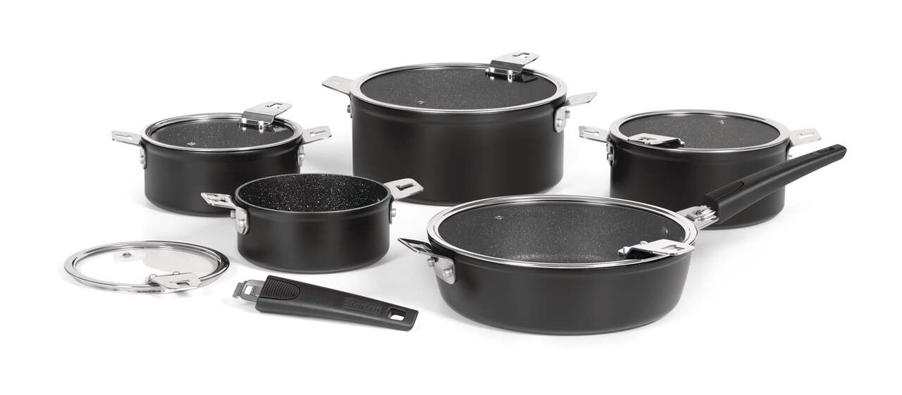 https://media-www.canadiantire.ca/product/living/kitchen/cookware/1429865/14pc-heritage-the-rock-diamond-t-lock-non-stick-cookset-d490d07f-5445-4518-ba9e-2e1986b67ee9-jpgrendition.jpg?imdensity=1&imwidth=640&impolicy=mZoom