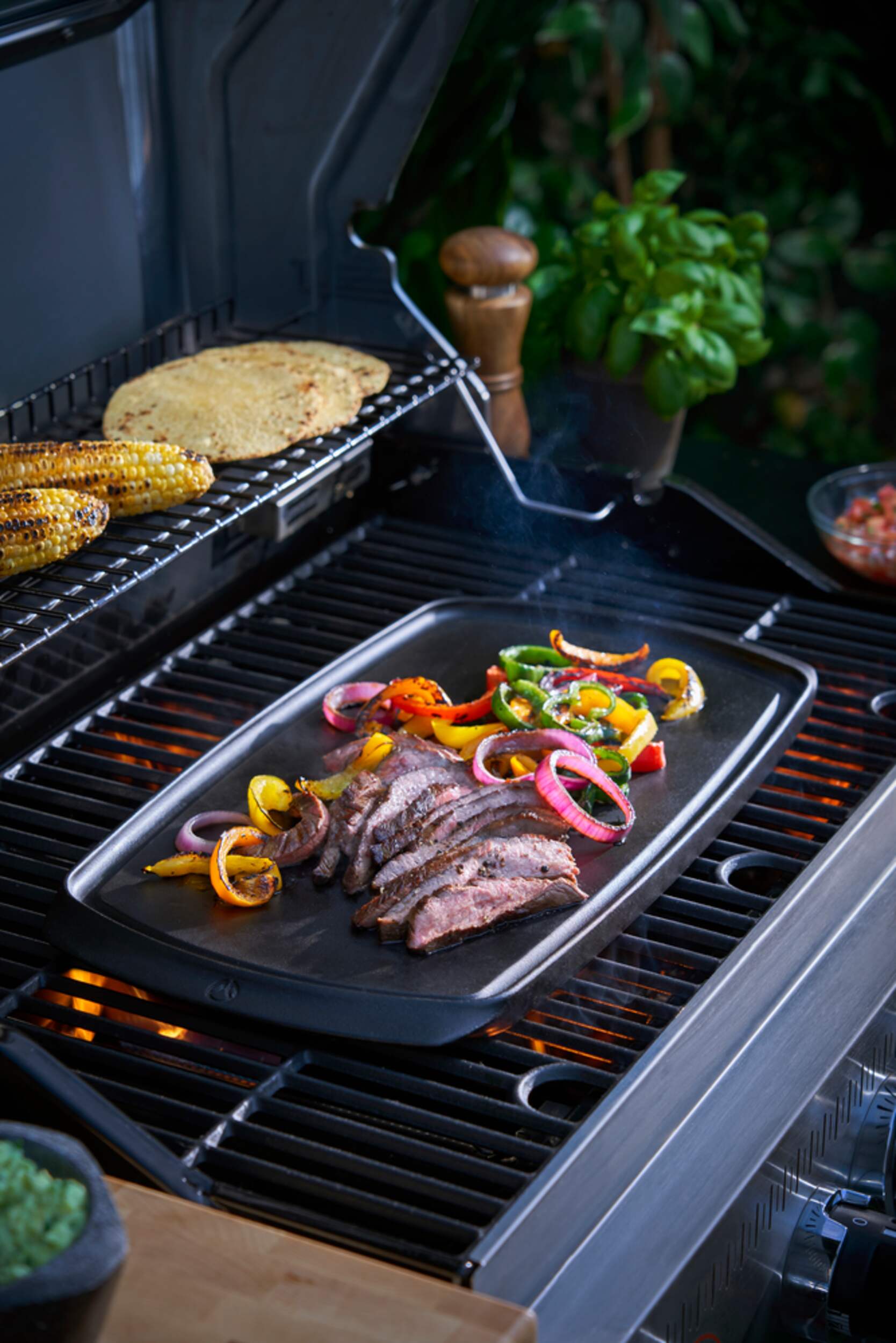PADERNO Signature Cast Iron Reversible Grill & Griddle, BBQ & Oven Safe