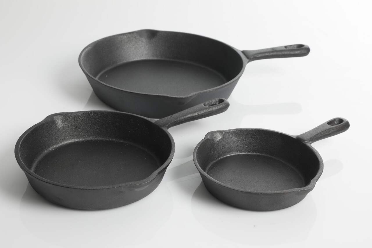 Real Canadian Superstore] 3 pack of cast iron pans - $8.94