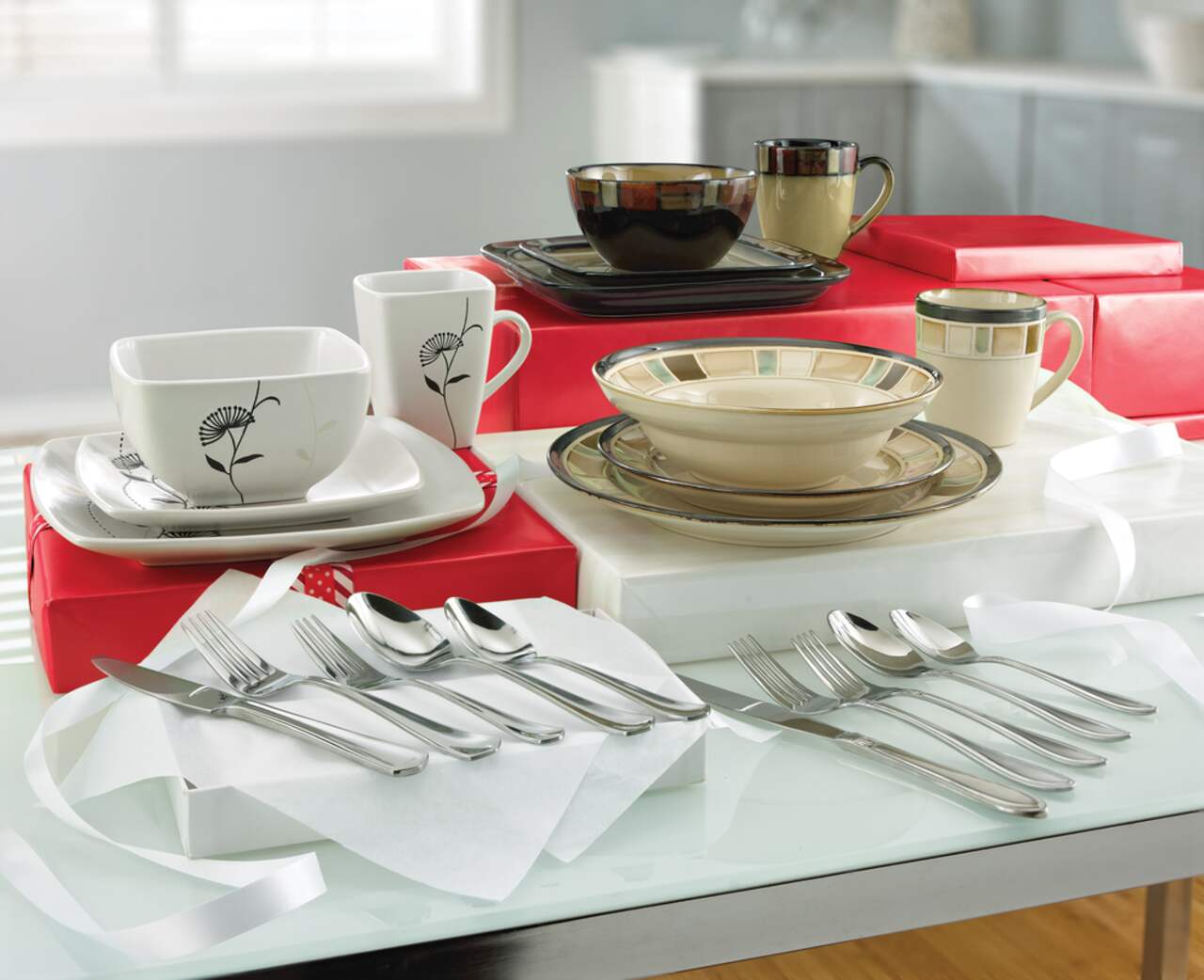 16 pcs dinnerware on sale set