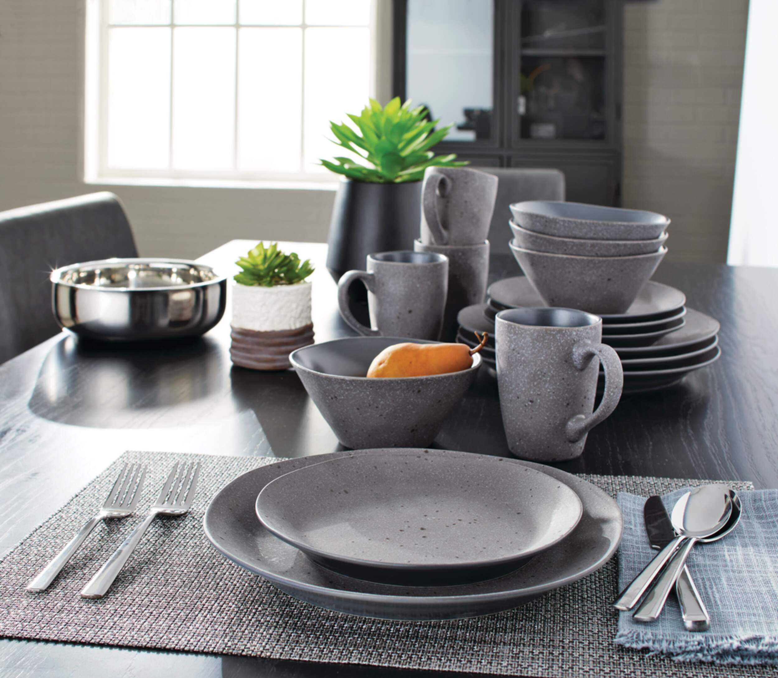 CANVAS Sutton 16pc Stoneware Dinnerware Set, Serves 4, Matte Grey