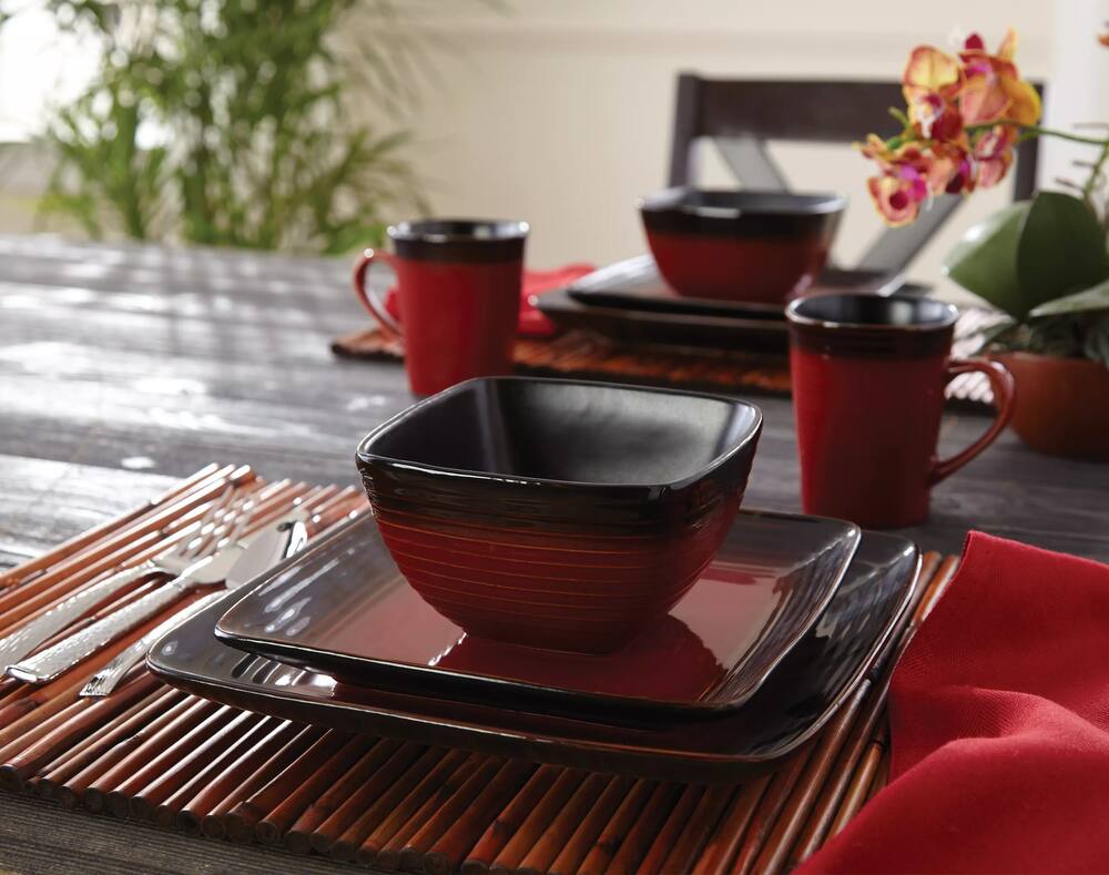 red pottery dinnerware