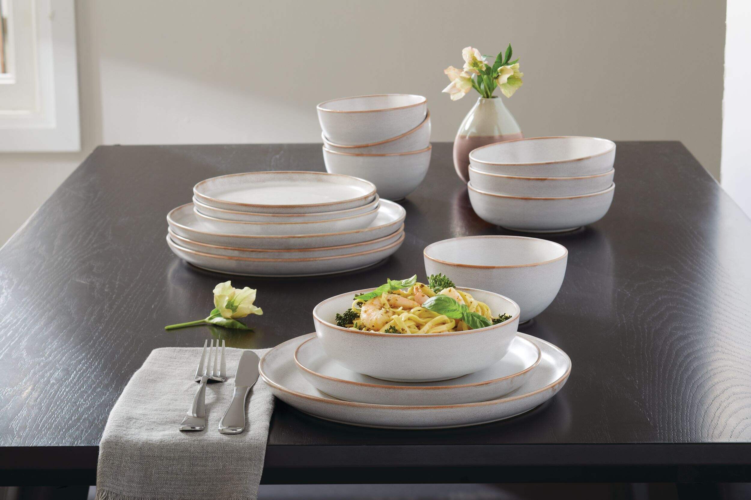 CANVAS Reactive Glaze Dinnerware Set, 16pc Canadian Tire