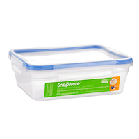Snapware Rectangular Plastic Food Storage Container, 8.2-cup