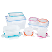 Contenants en plastique Snapware, 18 pièces