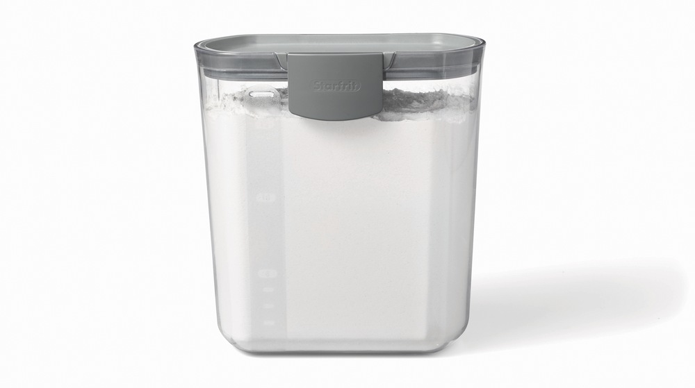 Starfrit Flour ProKeeper Plastic Storage Container with Airtight Seal