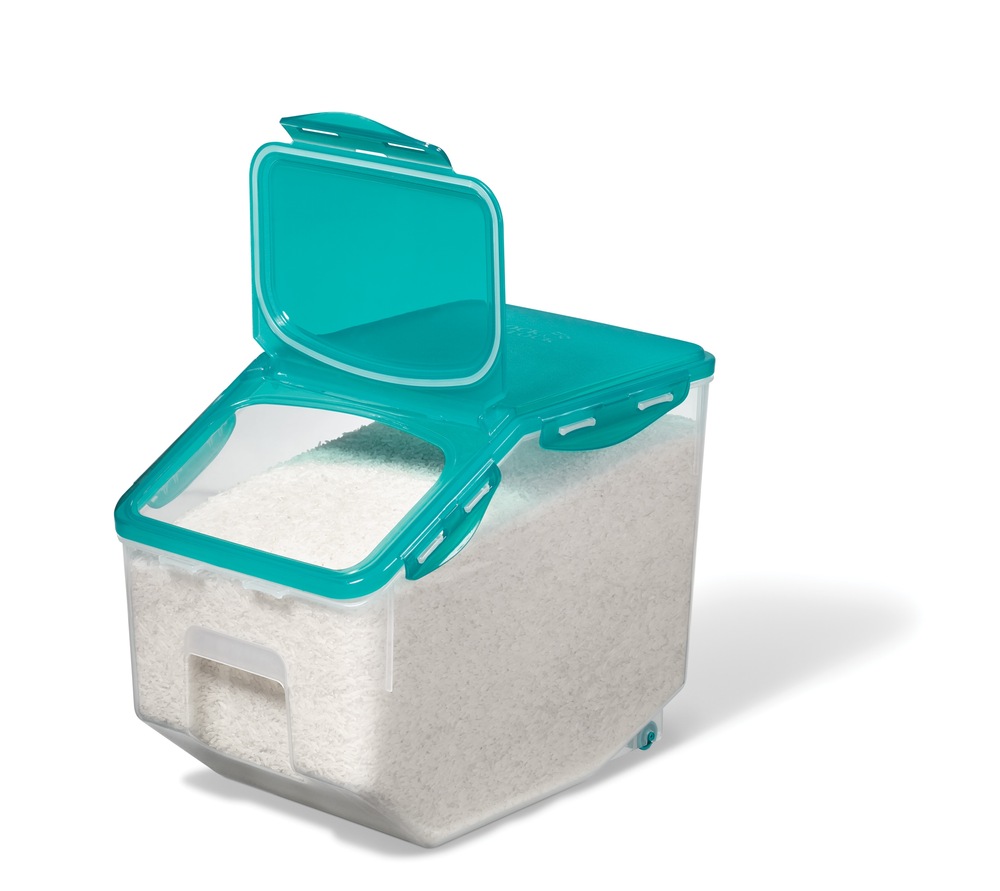 Lock & Lock Plastic Pantry Storage Container with Fliptop Airtight Lid