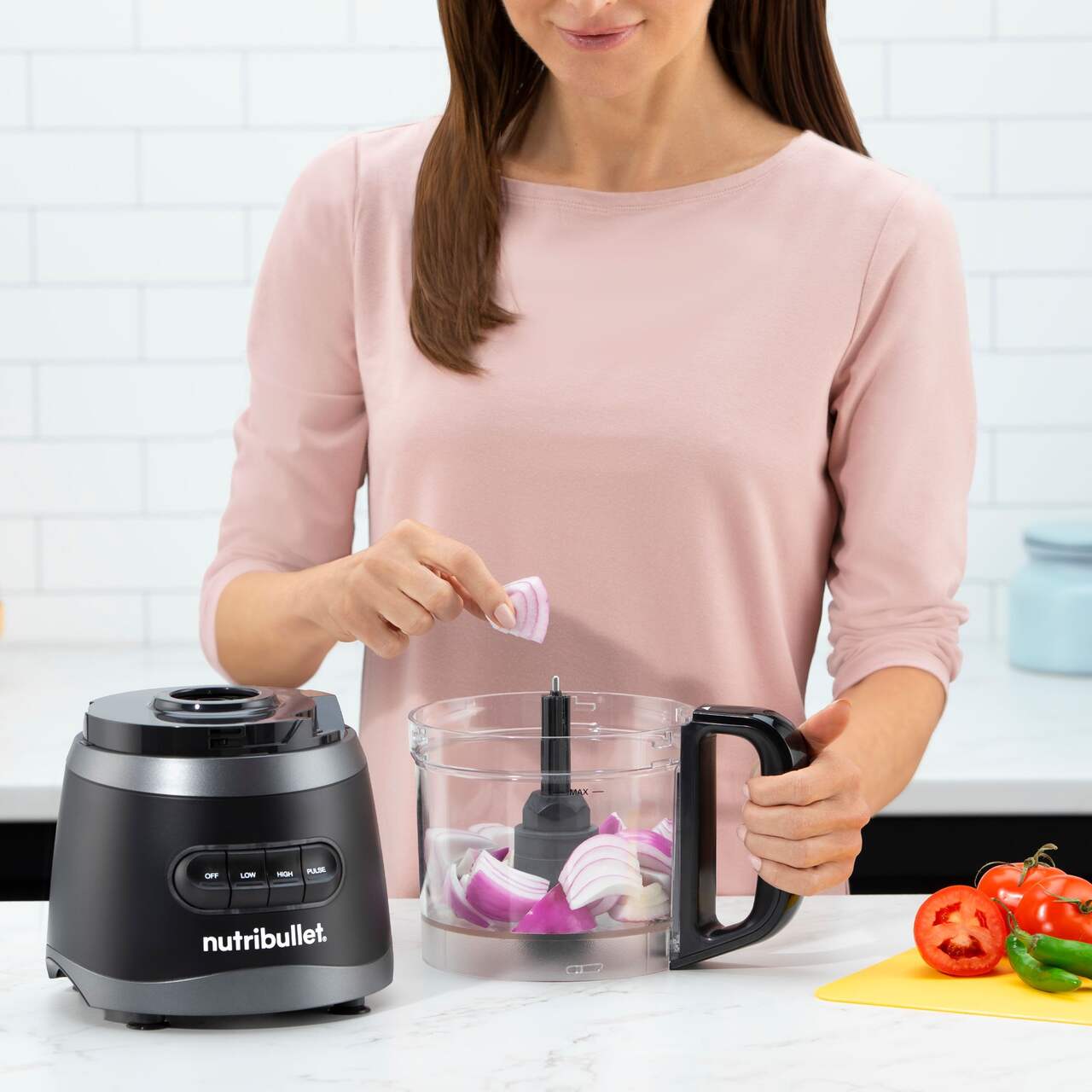 https://media-www.canadiantire.ca/product/living/kitchen/kitchen-appliances/0430107/nutribullet-food-processor-7-cup-ce52e7bf-6620-4753-80fd-01aa751d3b2f-jpgrendition.jpg?imdensity=1&imwidth=1244&impolicy=mZoom