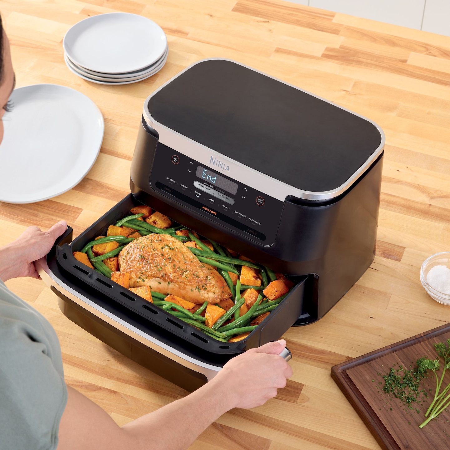 Ninja® Foodi® FlexBasket™ Air Fryer with 7qt MegaZone™ Air Fry Basket