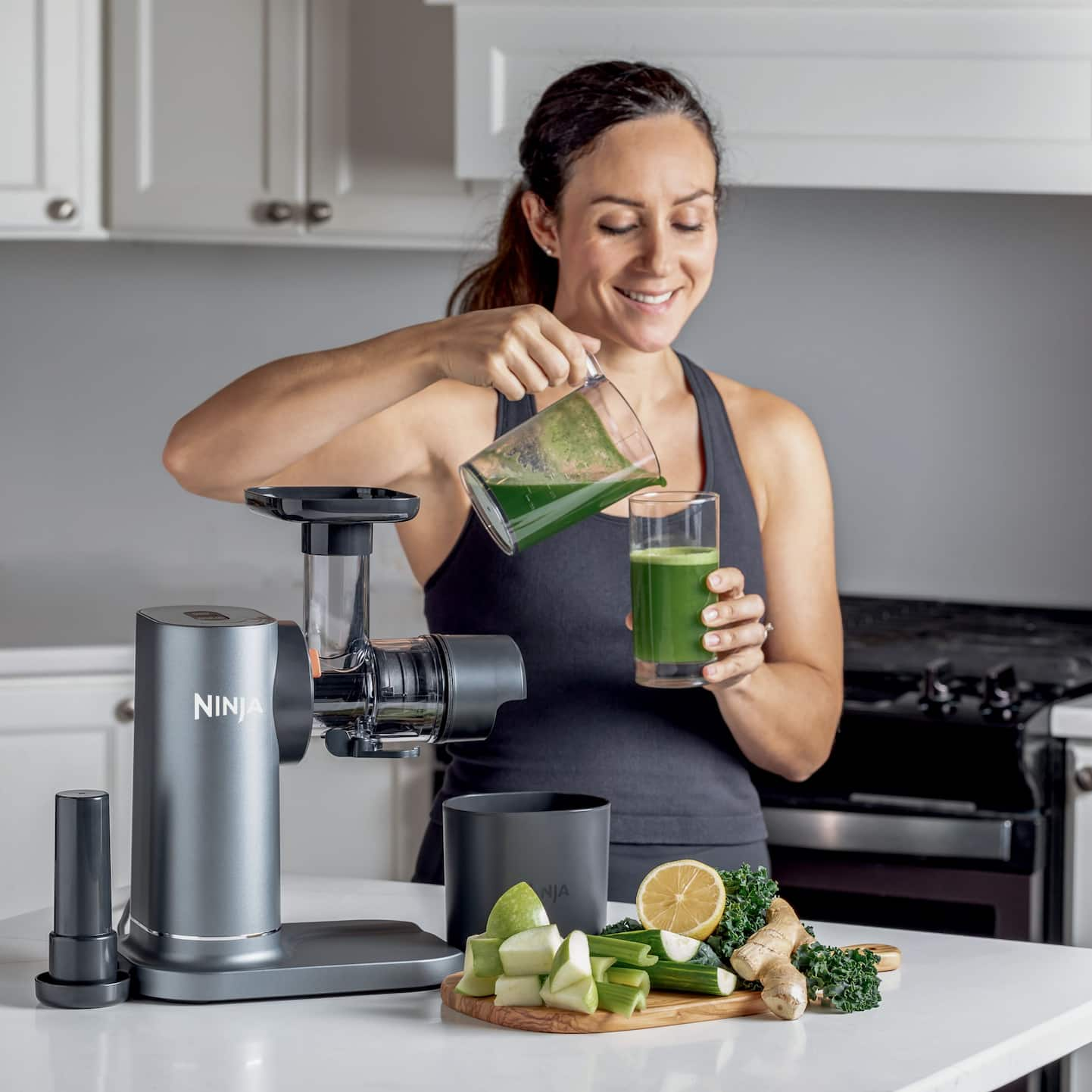 Ninja NeverClog™ Cold Press Slow Juicer with XL Pulp Container & Juice ...