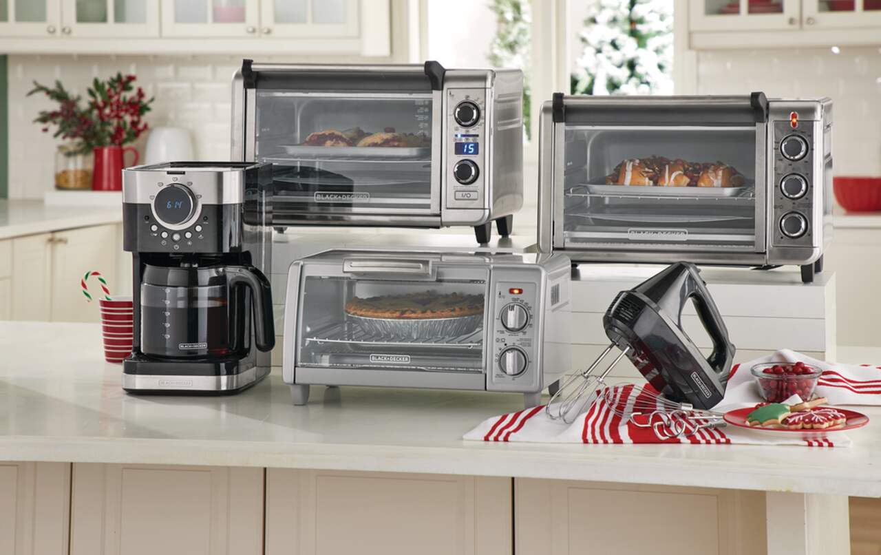 Black+decker TO1700SG Stainless Steel 4 Slice Toaster Oven, Gray