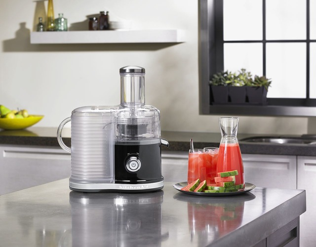 KitchenAid juicer with External Pulp Control Liquid Graphite Canadian Tire