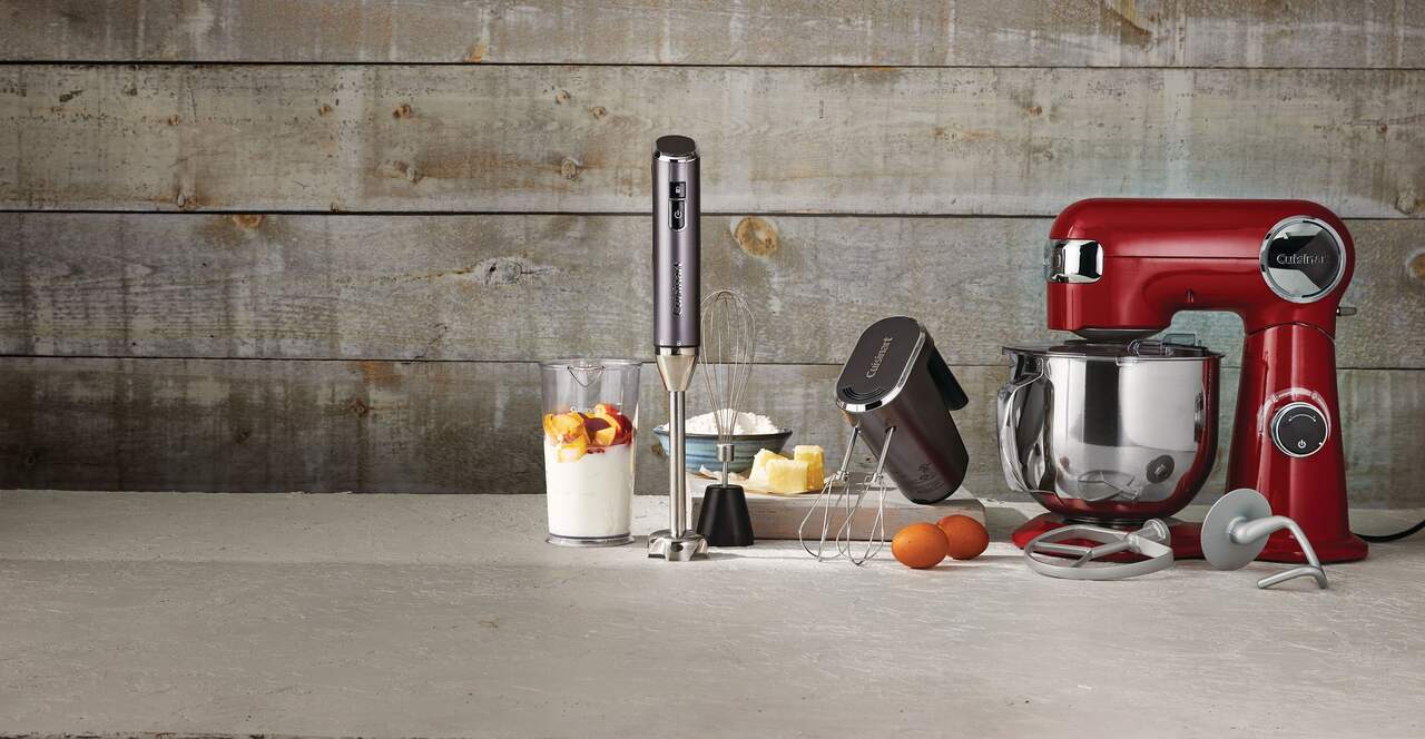 https://media-www.canadiantire.ca/product/living/kitchen/kitchen-appliances/0432394/cuisinart-cordless-hand-blender-b4d8a5e5-6138-4528-9020-f42a810b04a2-jpgrendition.jpg?imdensity=1&imwidth=1244&impolicy=mZoom