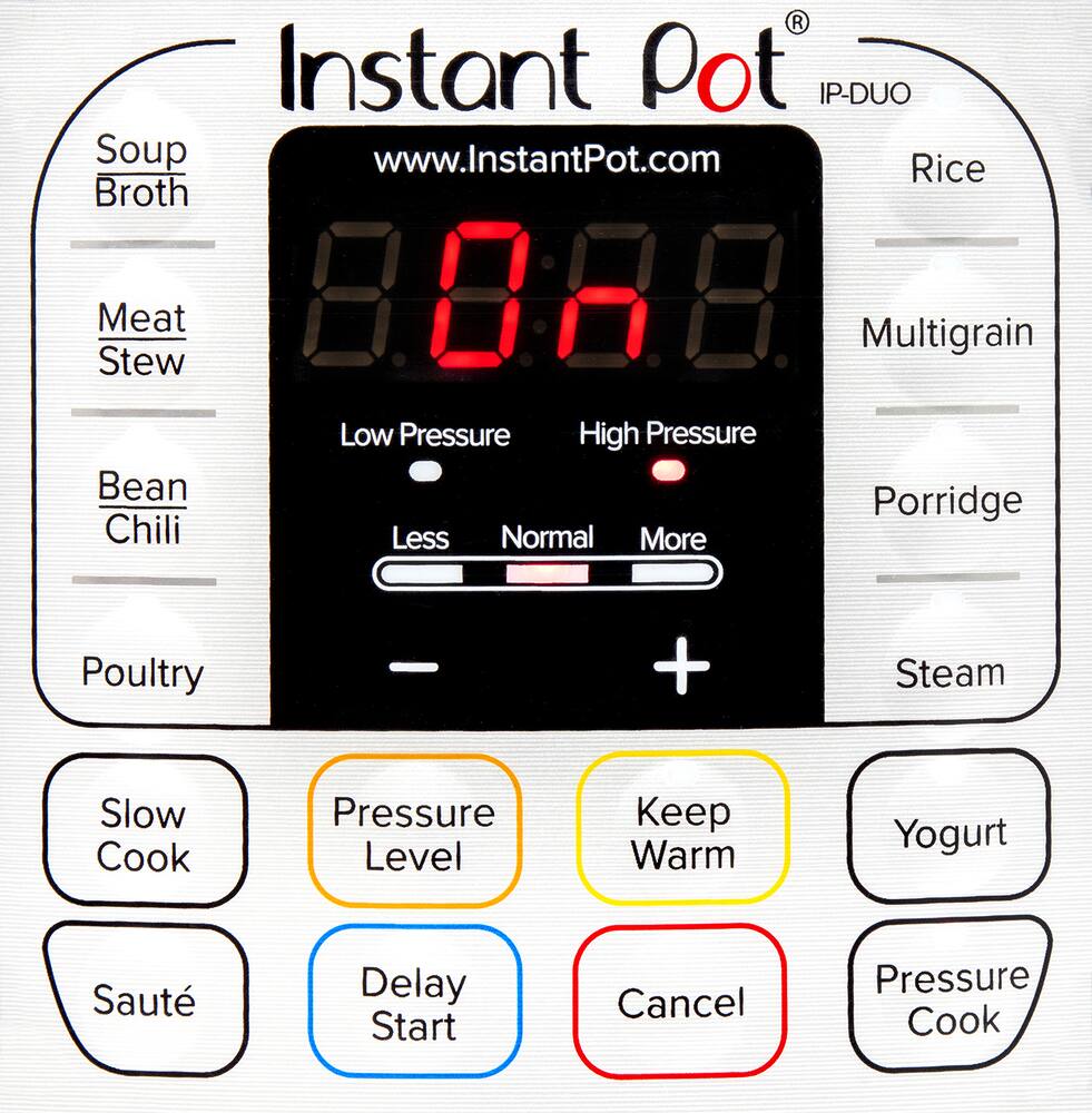 and Keep Warm PC101Q 6 quart capacity 1000 watts / 5 built-in cooking functions: Pressure Cook Renewed Steam Slow Cook Ninja Instant Pot Cooker Sear/Sauté 